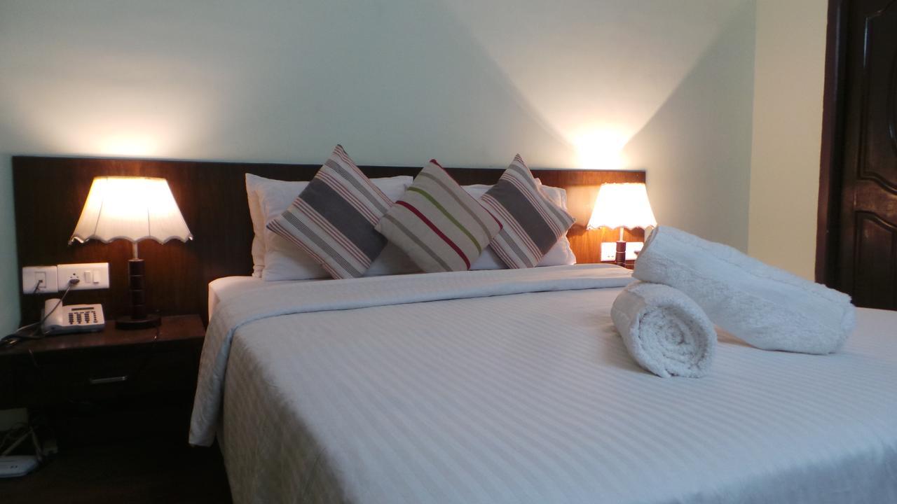 Club X Apartment Canacona Luaran gambar